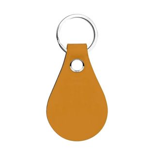 ميدالية مفاتيح جلدية شكل قطرة حفر بالليزر - أصفر